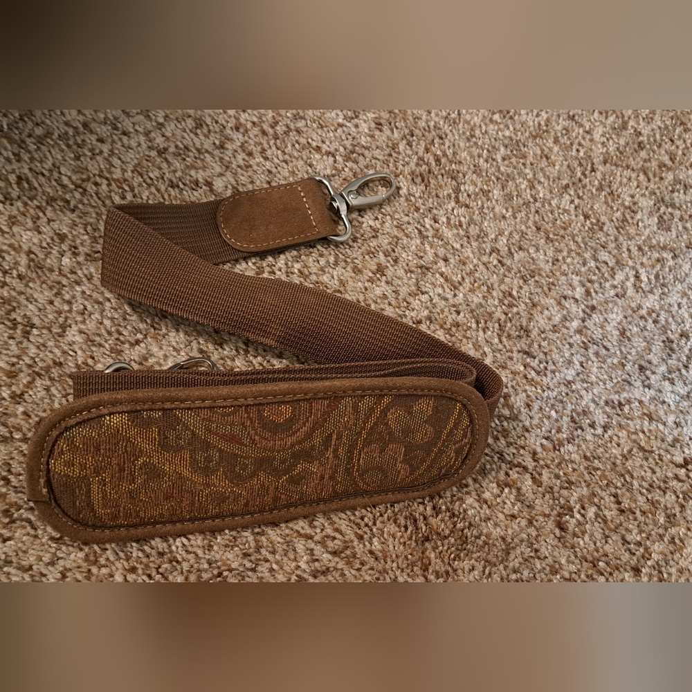 Reba McEntire Tapestry Faux Suede Small Duffle Bag Carry On Weekender Paisley16 - Picture 12 of 14